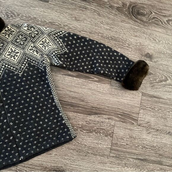 Lauren Ralph Lauren Vintage Faux Fur Fair Isle Zip Up Sweater - Picture 4 of 8